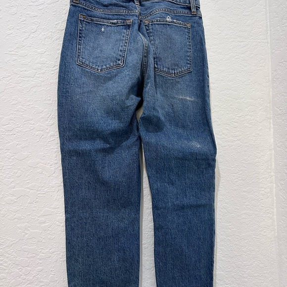 ABERCROMBIE & FITCH • The Mom High Rise Jean • Blue • sz 28/ 6s •’ - Picture 2 of 8